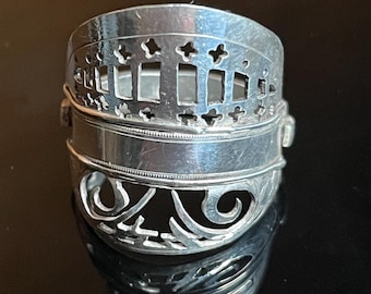 Argentium Armor- Sallet of Wisdom- Hand Engraved Argentium Silver Ring Size 10