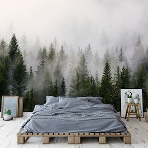 Papier peint forêt brumeuse papier peint forêt brumeuse décoration murale forêt salon chambre papier peint nature papier peint arbres verts