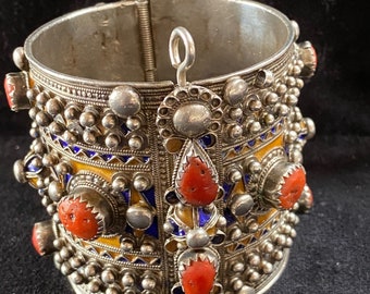 Ancienne Taessabt Grande Kabylie En Argent Massif - Traditionnel Berbère Ben Yenni