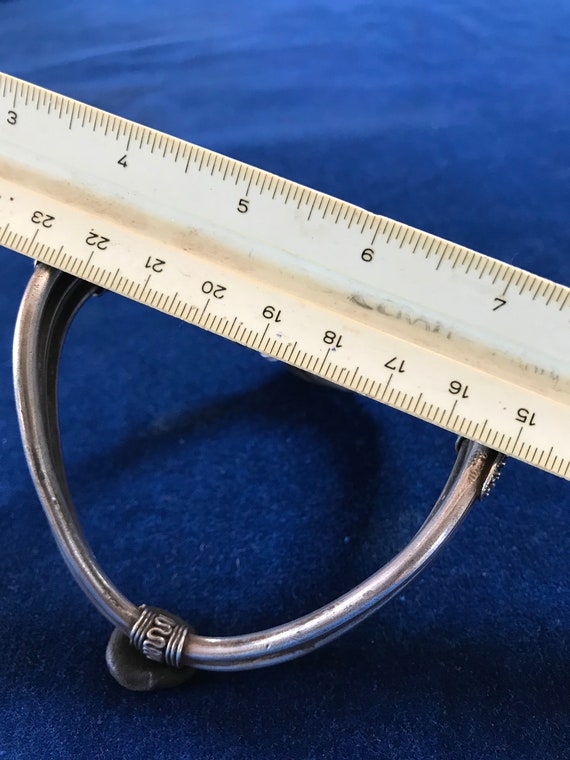 Indian silver bracelet ( upper) - image 5