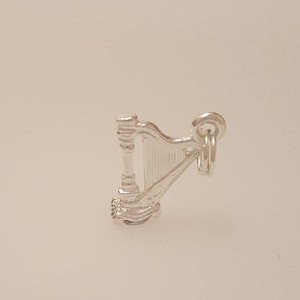 Harp Charm Pendant in solid 925 Sterling Silver Vintage Style new