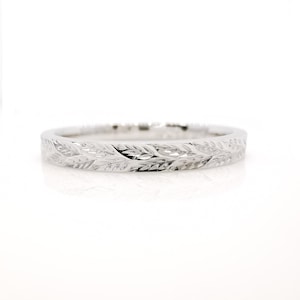 Laurel Leaf Hand Engraved Ring 2mm available in 950 Platinum, 18ct & 9ct White, Yellow or Rose gold and 925 Sterling Silver