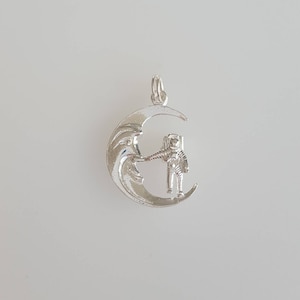 Man on the Moon Charm Pendant in solid 925 Sterling Silver Vintage Style new