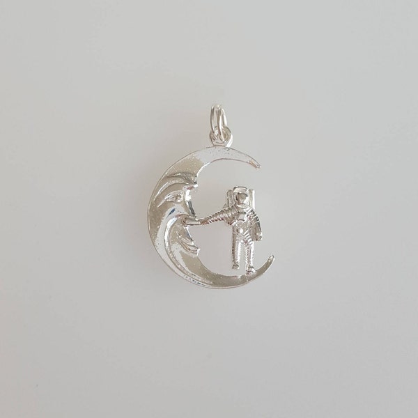 Man on the Moon Charm Pendant in solid 925 Sterling Silver Vintage Style new