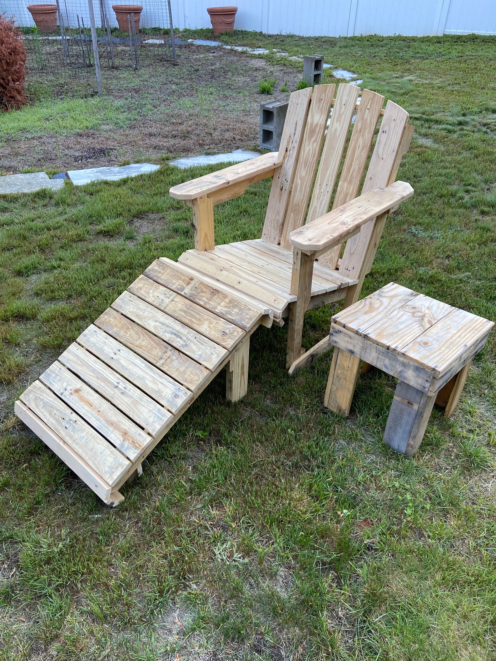 Pallet Lounge Chair with Side Table Etsy
