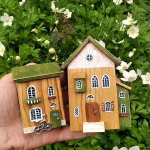 Miniature rustic houses Set of 2, rustic house decor, wooden house, wood house decor, driftwood house, country farmhouse decor, cozy home