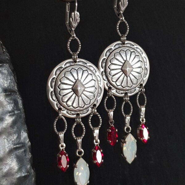 Dormeuse "boucliers" marquises en cristal swarovski rouge et white opal