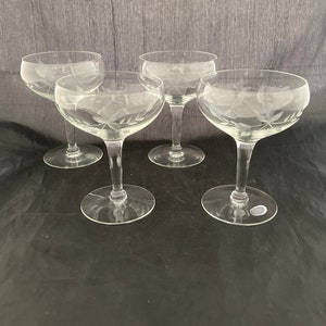 Set of 2 Mid Century Modern Floral Etched 5 OZ Cocktail Coupe Glasses, Art Deco Champagne Saucers, Antique Retro Martini Glasses
