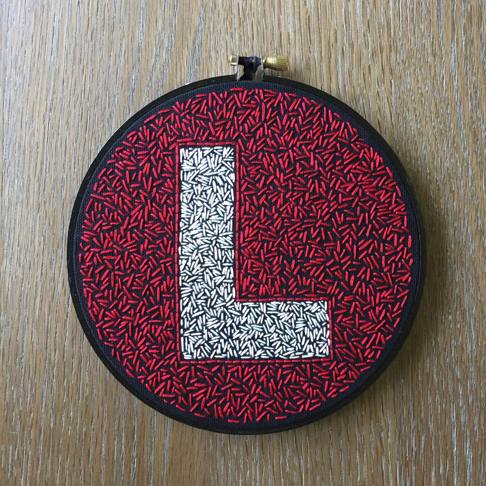 Arte del aro bordado a mano. Obra de arte bordada enmarcada. | Etsy