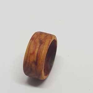 Wooden ring made of Indian rosewood. Various desired sizes