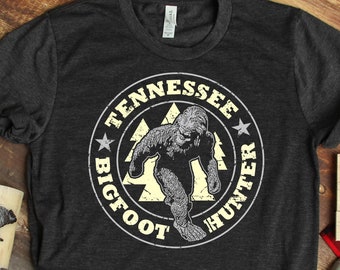 Camiseta de cazador de Pie Grande de Tennessee: Camiseta de regalo de Pie Grande