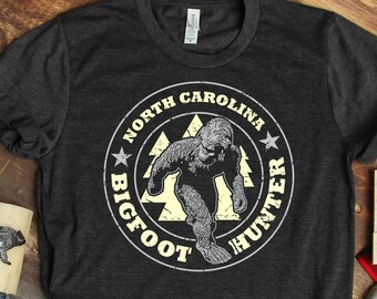 Camiseta de cazador de Pie Grande de Carolina del Norte: Camiseta de regalo de Pie Grande
