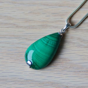 Malachite Pendant Silver // Malachite Pendant // Malachite Necklace // Malachite Gemstone Pendant // Green Malachite // Malachite Jewelry