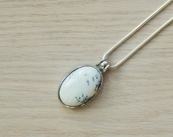 Dendrite Pendant // Dendrite Agate Pendant // Dendrite Opal // Dendrite Necklace // Dendritic Pendant // Oval Pendant // Sterling Silver
