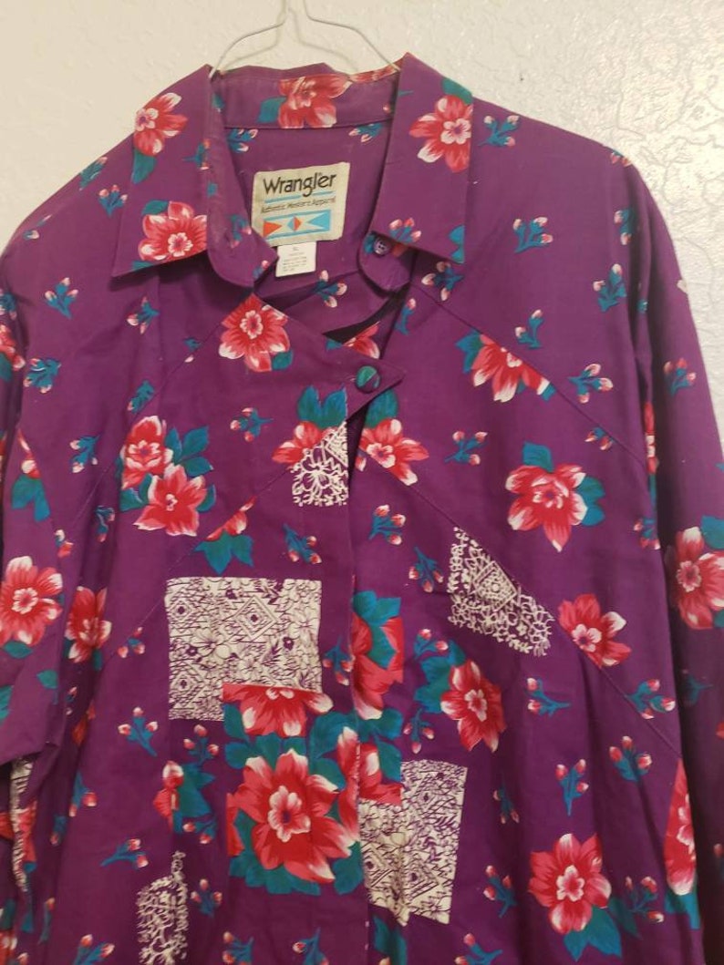 1990s Vintage Womens XL Wrangler Western Shirt Floral Button Up
