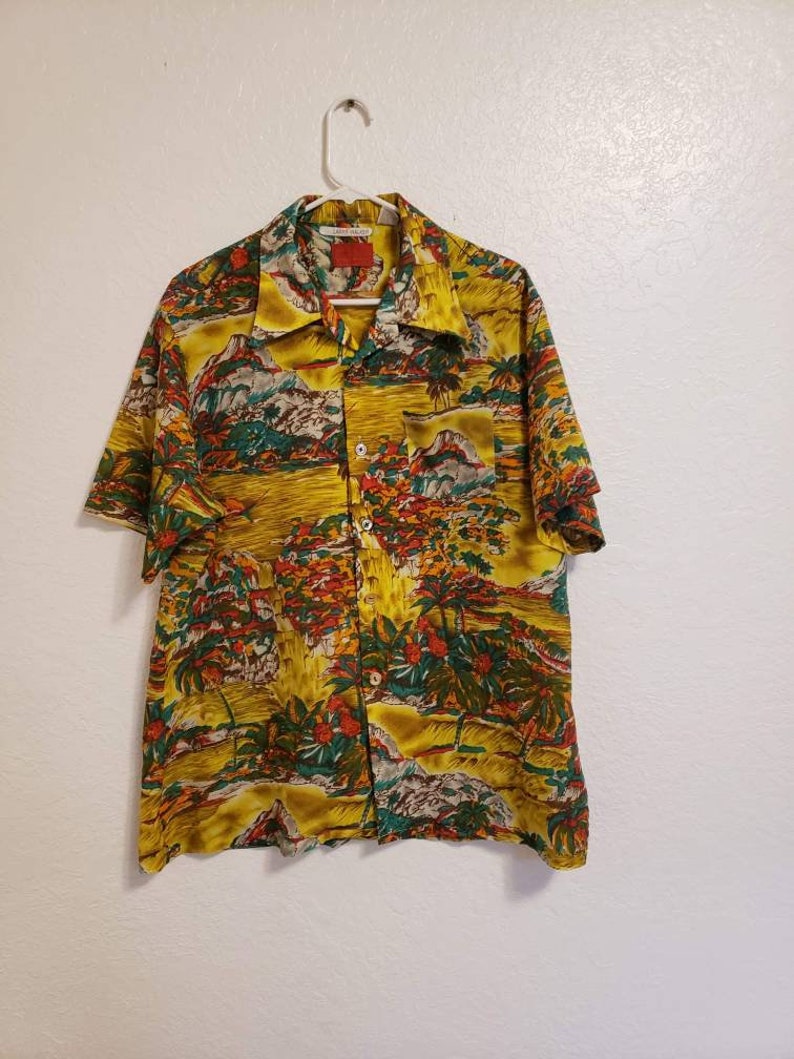 1980s Vintage Hawaiian Yellow Shirt Size XL