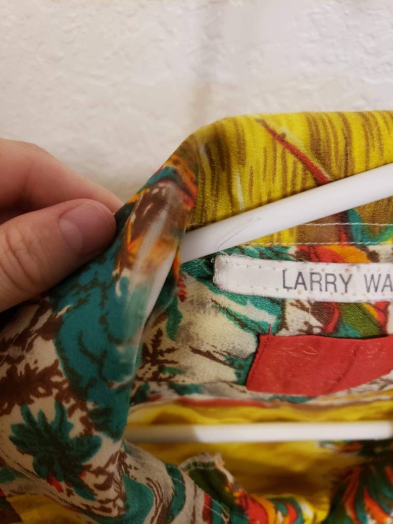 1980s Vintage Hawaiian Yellow Shirt Size XL