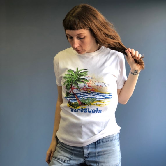 SML | 1960’s Souvenir T Shirt