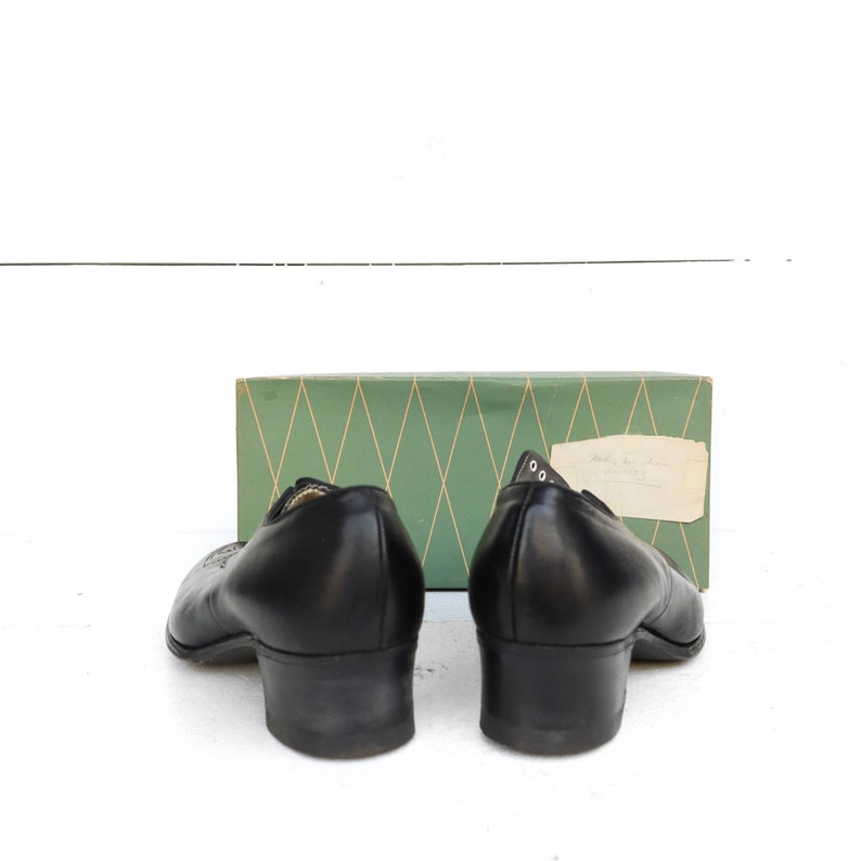 1940\u2019s1950\u2019s Barefoot Freedom Black Heeled Oxford Style Shoes size 5.5 E
