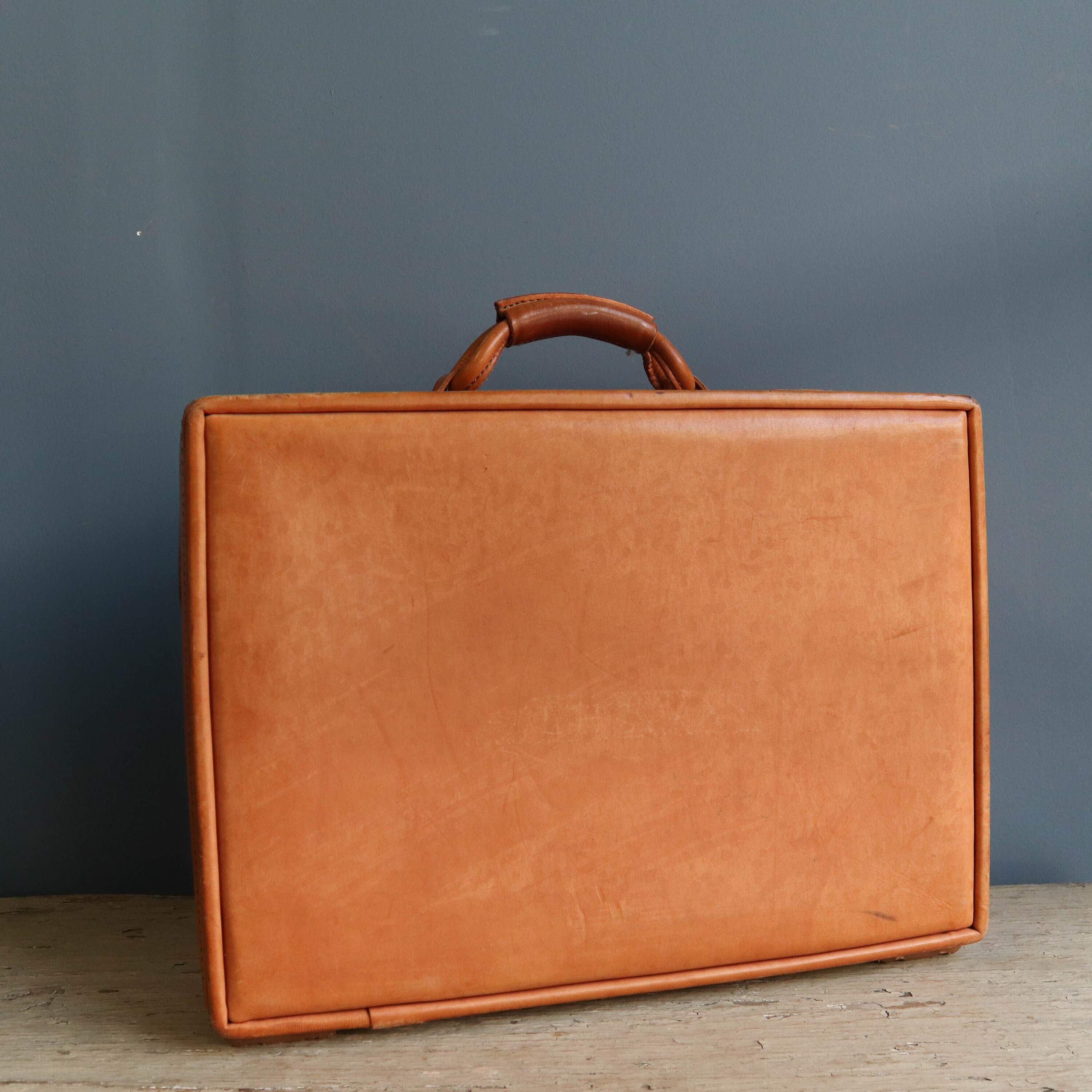 hartmann leather briefcase