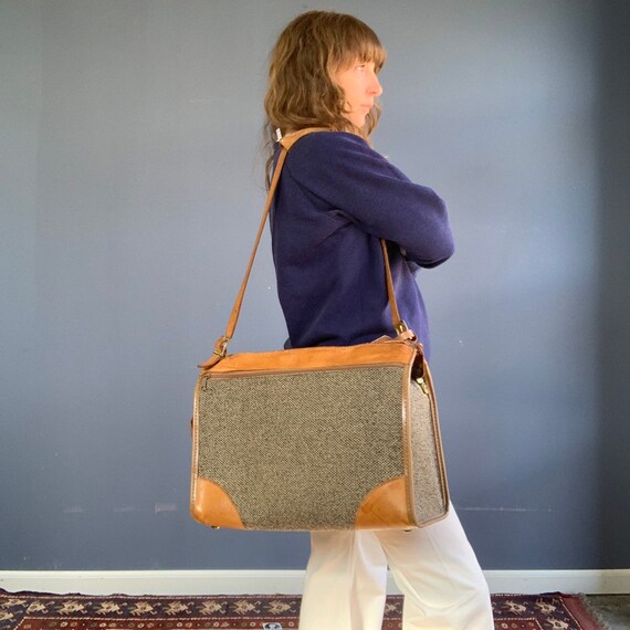 hartmann tweed carry on