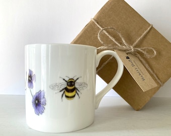 Large Bee Mug, large china mug, save the bees, summer mug, garden mug, gift for a gardener, stocking filler