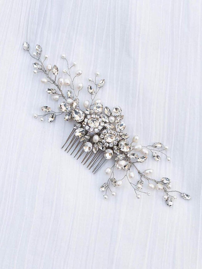 Bridal Hair Pin Wedding Crystal Rhinestone Hair Comb Boho Wedding Hair Accessories Pearl Silver Vine Hair Comb.