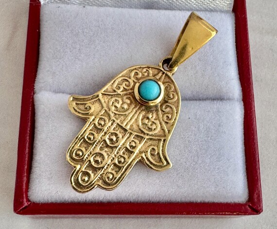 9ct. Solid Gold Filagree Pattern Hamsa Hand Penda… - image 2