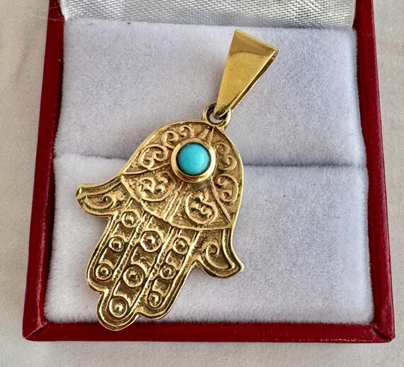 9ct. Solid Gold Filagree Pattern Hamsa Hand Penda… - image 5