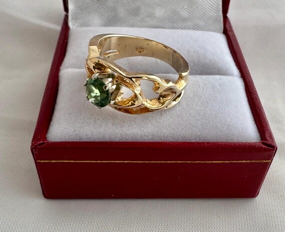 14K Solid Gold Peridot Gemstone Solitaire Round F… - image 13