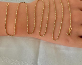 18K Solid Gold Twist Rope Chain 23” Length Yellow Gold Vintage Yellow Gold 3.80 Grams Hallmark 750 = 18K