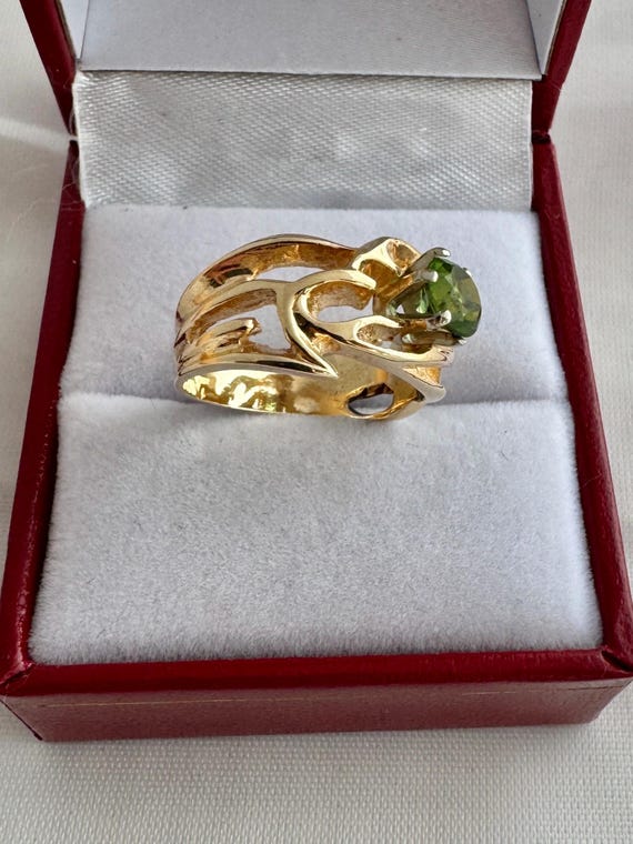 14K Solid Gold Peridot Gemstone Solitaire Round F… - image 10