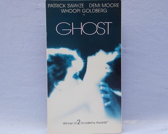 Ghost (1990) VHS. Patrick Swayze, Demi Moore, Whoopi Goldberg. 1993 Paramount Video.