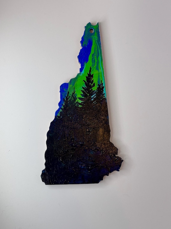New Hampshire Ornament Northern Lights 11