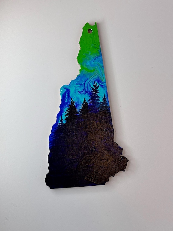 New Hampshire Ornament Northern Lights 20