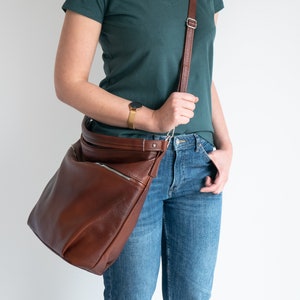 Sac hobo en cuir marron cognac - sac à bandoulière - sac en cuir naturel de tous les jours, sac à bandoulière souple simple, sac hobo marron châtaigne