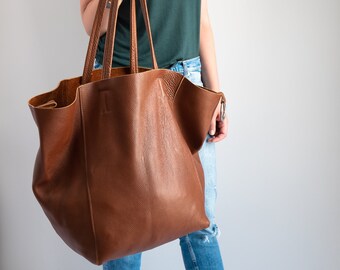 big shoulder bags for travel