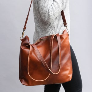 Braune Leder Schultertasche, Shopper Tasche für Damen - COGNAC Braun Einkaufstasche - Große Crossbody Geldbörse - Leder Handtasche Messing Farbe Hardware