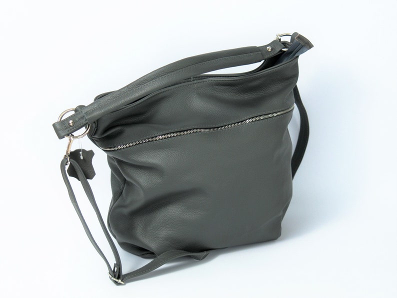 Sac HOBO en cuir gris sac à bandoulière sac en cuir naturel de tous les jours, sac à bandoulière souple simple image 2