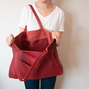 Elegante bordeauxfarbene Tragetasche für den täglichen Gebrauch - Vielseitige und stilvolle übergroße Lederhandtasche, GROSSE Rote SCHULTERTASCHE, übergroße Tasche, Alltagstasche
