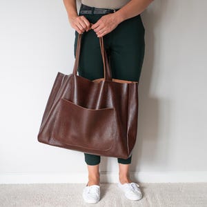 Borsa tote oversize in pelle marrone, borsa per la spesa, borsetta in pelle, borsa a tracolla grande, borsa tote in pelle per tutti i giorni, borsa tote extra large, marrone cognac immagine 7