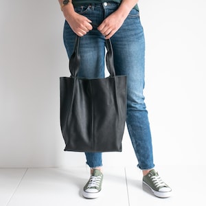 Black Leather Tote Bag, Soft Slouchy Shoulder Purse for Women, Large Minimalist Handbag for Office & Travel, A4 Carryall Bag, Shopper Bag