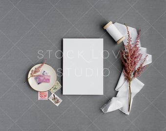 Download Free Styled Stock Photography | Stationery Mockup | Pink Floral | Invitation Mockup | Horizontal | Gray Background PSD Template