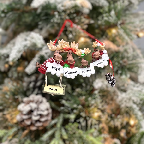 Moose on Skis Ornament (Set of 6)