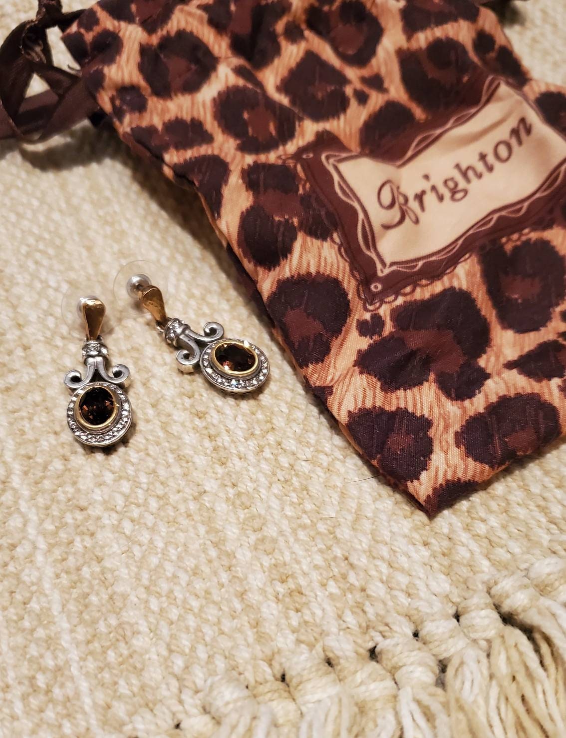 Brighton outlet bee earrings