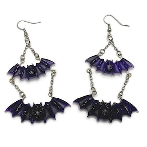 Paarse 2-tiered Bat Bungelen oorbellen | Halloween / Hekserij Esthetische Sieraden