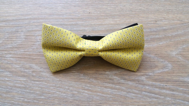 Wedding prom bowties formal groomsmen Bow tie yellow patterned jacquard bow tie with strap Adjustable strap w hook and bar Wholesale bowtie