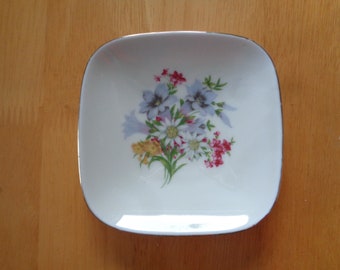 Cotties Frères Switzerland Pin Dish; Vintage Porcelain Dish ~4.5"/ 11cm Small Squared Plate with Floral Pattern and Golden Rim; Trinket Dish