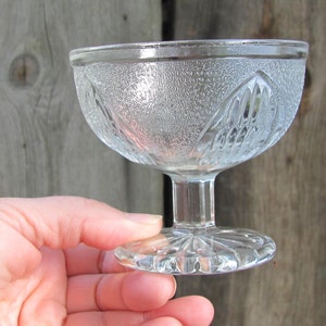 ヴィンテージ台座ボウル、アイスクリーム皿、透明ガラスデザート皿/アイスクリームカップ、ヴィンテージガラス脚付きカップ、プレスガラスカップ