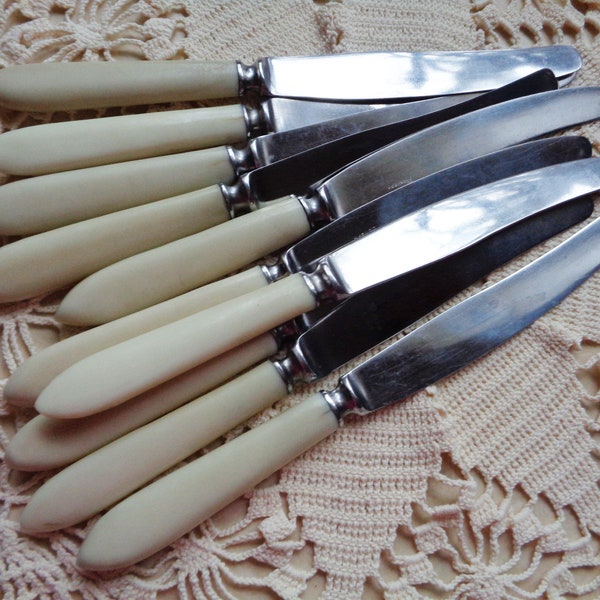 Soviet Vintage Knives; Vintage Flatware; Set of 10 Stainless Steel Knives with Bakelite Handles L9" USSR Vintage Cutlery; Retro Flatware